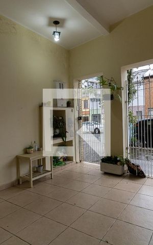 Casa à venda com 200m², 3 quartos e 1 vaga Casa à venda com 200m², 3 quartos e 1 vagaGaragem