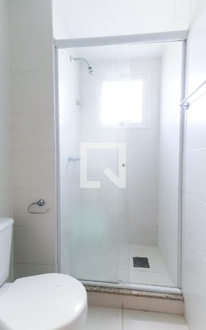 Apartamento para alugar com 87m², 3 quartos e 1 vaga Apartamento para alugar com 87m², 3 quartos e 1 vagaBanheiro da suíte