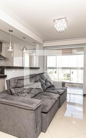 Apartamento à venda com 92m², 3 quartos e 2 vagas Apartamento à venda com 92m², 3 quartos e 2 vagasSala