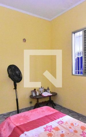 Casa à venda com 180m², 4 quartos e 1 vaga Casa à venda com 180m², 4 quartos e 1 vagaQuarto 4