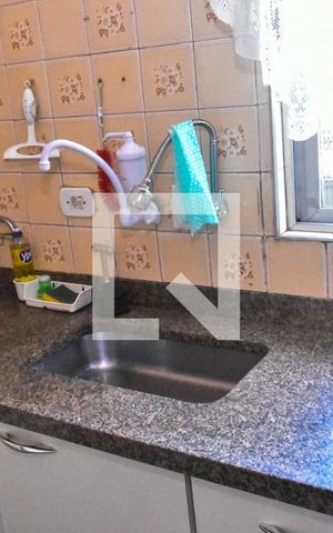 Casa à venda com 180m², 4 quartos e 1 vaga Casa à venda com 180m², 4 quartos e 1 vagaCozinha - Torneira