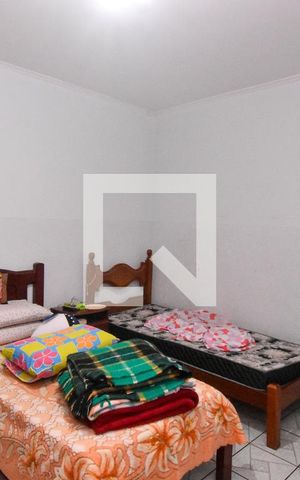 Casa à venda com 180m², 4 quartos e 1 vaga Casa à venda com 180m², 4 quartos e 1 vagaQuarto 2