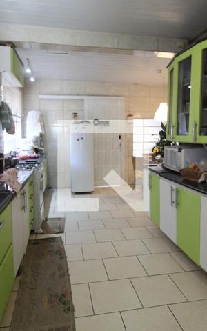 Casa à venda com 350m², 7 quartos e 5 vagasCozinha