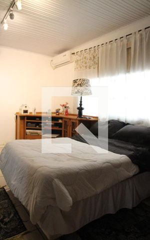 Casa à venda com 350m², 7 quartos e 5 vagasQuarto 1