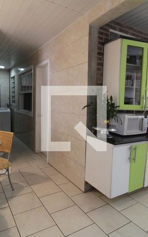 Casa à venda com 350m², 7 quartos e 5 vagasCozinha