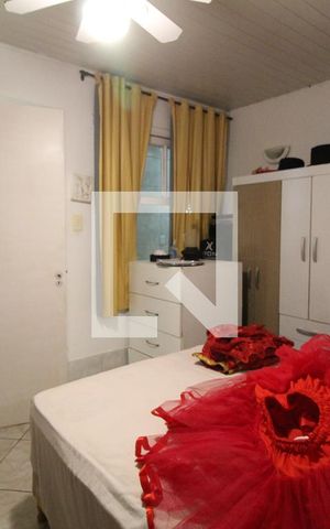 Casa à venda com 350m², 7 quartos e 5 vagasQuarto 3