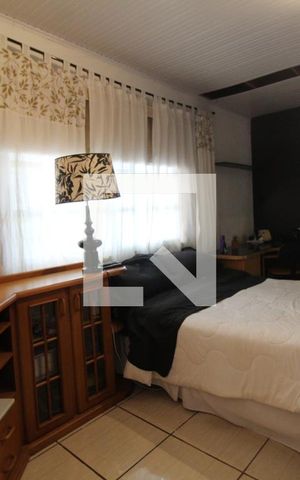 Casa à venda com 350m², 7 quartos e 5 vagasQuarto 1