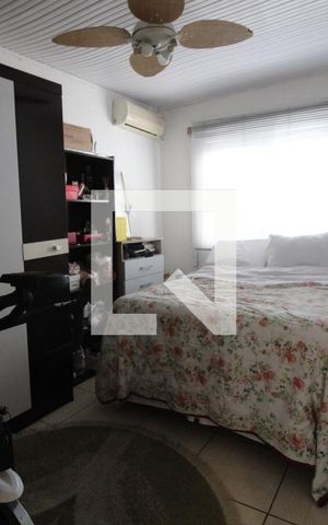 Casa à venda com 350m², 7 quartos e 5 vagasQuarto 2