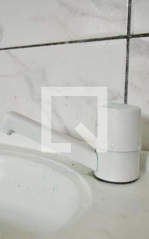 Casa à venda com 230m², 4 quartos e 1 vagaBanheiro