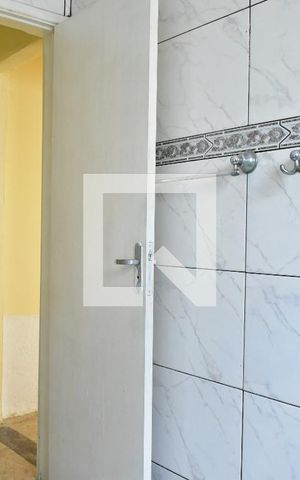 Casa à venda com 230m², 4 quartos e 1 vagaBanheiro