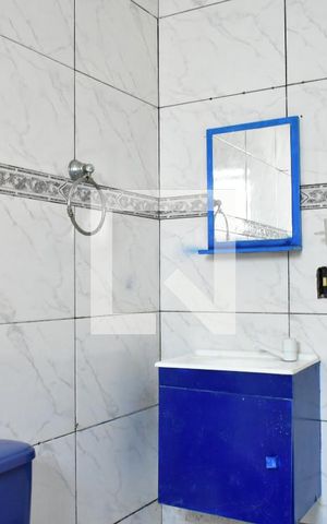 Casa à venda com 230m², 4 quartos e 1 vagaBanheiro