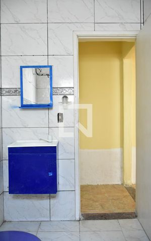 Casa à venda com 230m², 4 quartos e 1 vagaBanheiro
