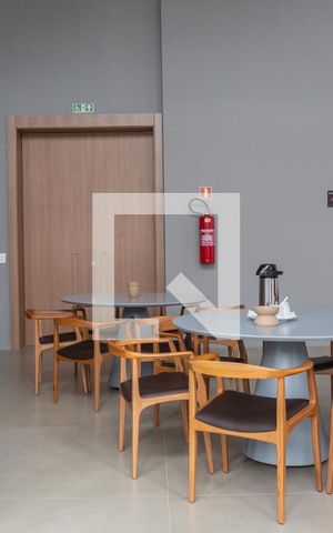 Apartamento à venda com 87m², 2 quartos e 1 vaga Apartamento à venda com 87m², 2 quartos e 1 vagaÁrea comum - Salão de festas