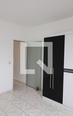 Casa à venda com 30m², 1 quarto e sem vagaQuarto