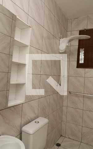 Casa à venda com 30m², 1 quarto e sem vagaBanheiro