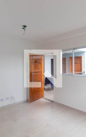 Apartamento à venda com 42m², 2 quartos e sem vaga Apartamento à venda com 42m², 2 quartos e sem vagaSala