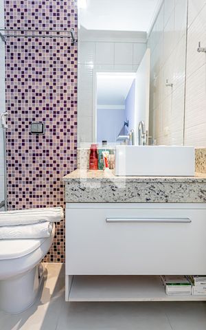 Casa à venda com 289m², 4 quartos e 4 vagas Casa à venda com 289m², 4 quartos e 4 vagasBanheiro suite 4