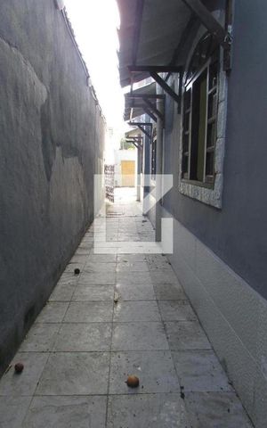 Casa para alugar com 160m², 2 quartos e 4 vagasCorredor Lateral
