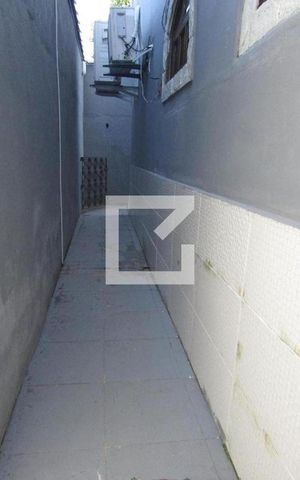 Casa para alugar com 160m², 2 quartos e 4 vagasCorredor Lateral