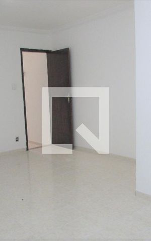 Casa para alugar com 160m², 2 quartos e 4 vagasSuíte