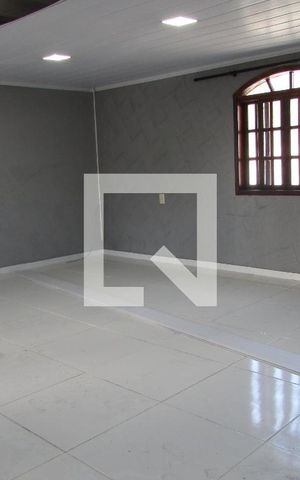 Casa para alugar com 160m², 2 quartos e 4 vagasEscritório