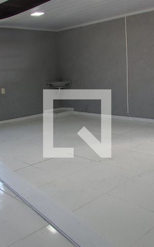 Casa para alugar com 160m², 2 quartos e 4 vagasEscritório