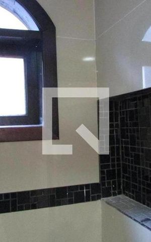 Casa para alugar com 160m², 2 quartos e 4 vagasBanheiro Social