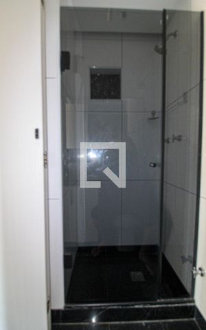 Apartamento à venda com 115m², 4 quartos e 2 vagas Apartamento à venda com 115m², 4 quartos e 2 vagasBanheiro Social