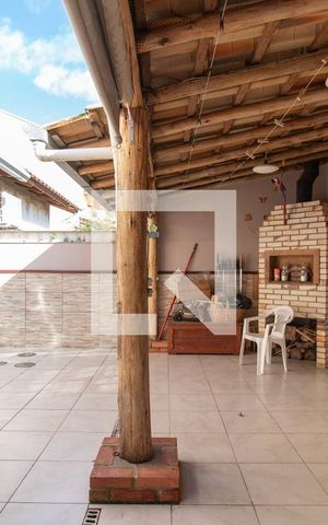 Casa de condomínio à venda com 178m², 3 quartos e 1 vaga Casa de condomínio à venda com 178m², 3 quartos e 1 vagaQuintal