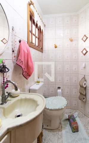 Casa de condomínio à venda com 178m², 3 quartos e 1 vaga Casa de condomínio à venda com 178m², 3 quartos e 1 vagaLavabo