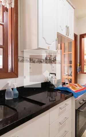 Casa de condomínio à venda com 178m², 3 quartos e 1 vaga Casa de condomínio à venda com 178m², 3 quartos e 1 vagaCozinha e Área de Serviço