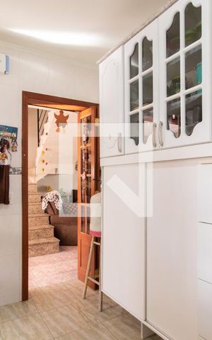 Casa de condomínio à venda com 178m², 3 quartos e 1 vaga Casa de condomínio à venda com 178m², 3 quartos e 1 vagaCozinha e Área de Serviço