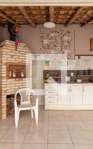 Casa de condomínio à venda com 178m², 3 quartos e 1 vaga Casa de condomínio à venda com 178m², 3 quartos e 1 vagaQuintal