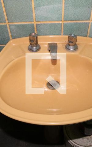 Apartamento à venda com 60m², 2 quartos e sem vagaBanheiro de Serviço