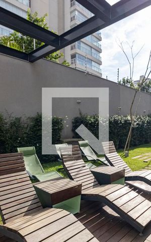 Apartamento para alugar com 69m², 2 quartos e 1 vaga Apartamento para alugar com 69m², 2 quartos e 1 vagaÁrea comum - Piscina