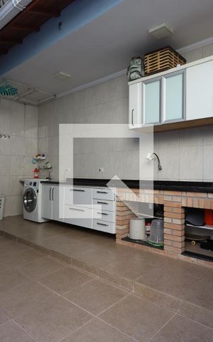 Casa à venda com 155m², 3 quartos e 5 vagasLavanderia/Quintal