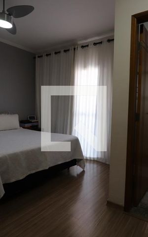 Casa à venda com 155m², 3 quartos e 5 vagasSuíte 3