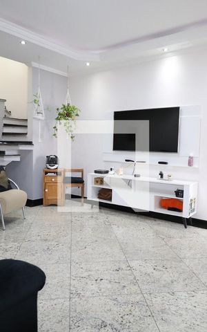 Casa à venda com 155m², 3 quartos e 5 vagasSala