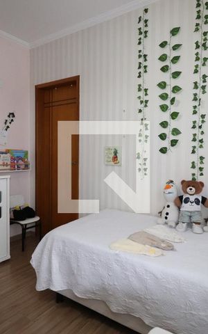 Casa à venda com 155m², 3 quartos e 5 vagasSuíte 2
