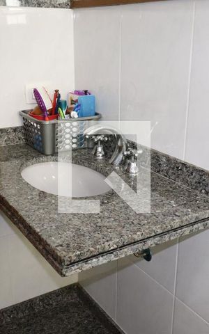 Casa à venda com 155m², 3 quartos e 5 vagasBanheiro suite 2