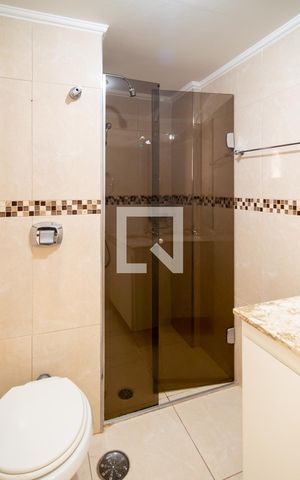Apartamento para alugar com 75m², 3 quartos e 2 vagas Apartamento para alugar com 75m², 3 quartos e 2 vagasBanheiro