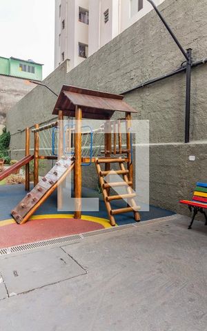 Apartamento para alugar com 51m², 2 quartos e 1 vaga Apartamento para alugar com 51m², 2 quartos e 1 vagaÁrea Comum - Playground