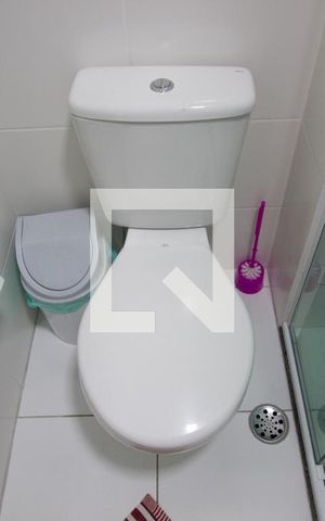 Apartamento para alugar com 60m², 2 quartos e 1 vagasuíte