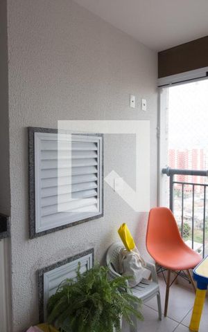 Apartamento para alugar com 60m², 2 quartos e 1 vagavaranda