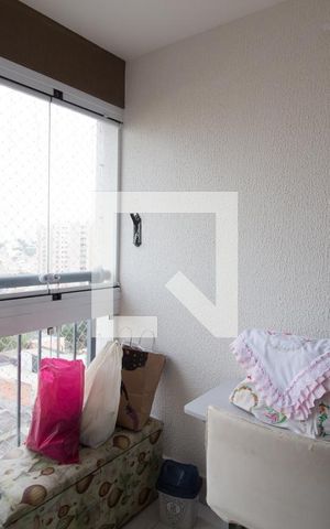 Apartamento para alugar com 60m², 2 quartos e 1 vagavaranda