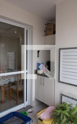Apartamento para alugar com 60m², 2 quartos e 1 vagavaranda