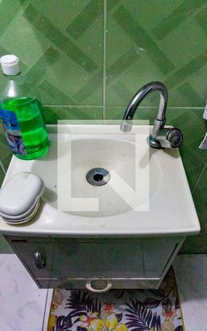 Casa à venda com 130m², 2 quartos e 1 vaga Casa à venda com 130m², 2 quartos e 1 vagaLavabo