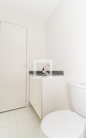 Apartamento para alugar com 35m², 2 quartos e 1 vaga Apartamento para alugar com 35m², 2 quartos e 1 vagaBanheiro