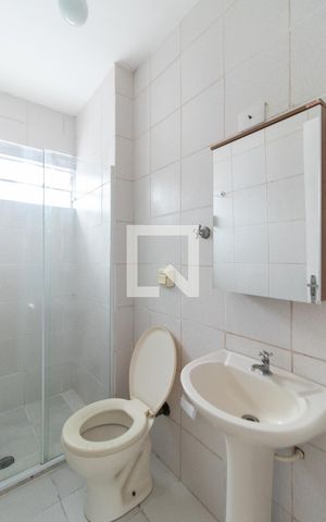 Apartamento para alugar com 76m², 1 quarto e 1 vaga Apartamento para alugar com 76m², 1 quarto e 1 vagaBanheiro da Suíte