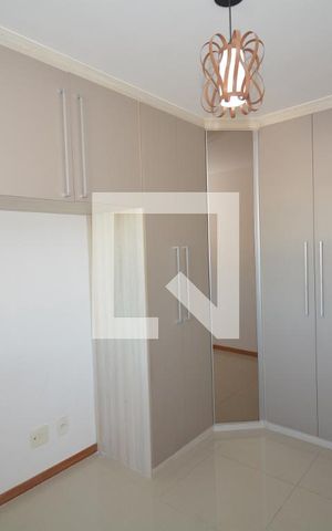 Apartamento para alugar com 65m², 2 quartos e 1 vagaSuíte